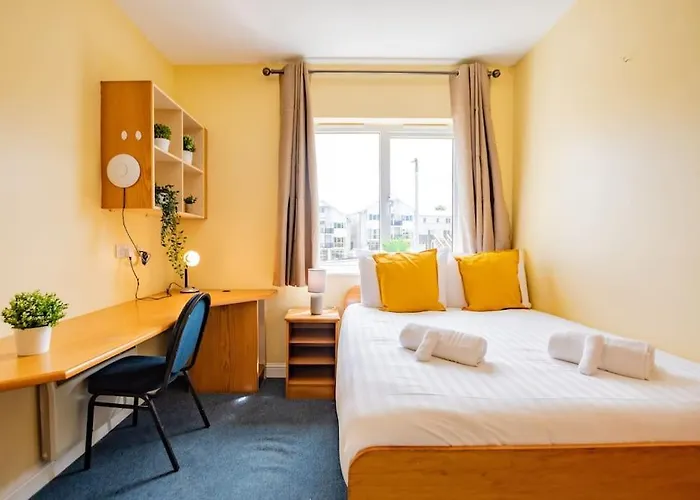 Апартаменты 54 - Large Three Bed With Parking Голуэй