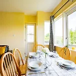 Spacious 3-bedroom With Free Parking * Galway