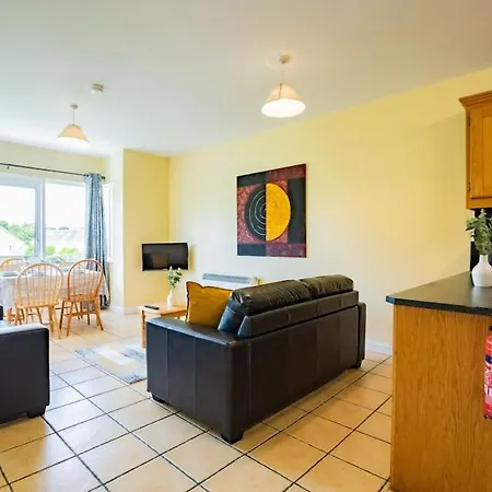 Spacious 3-bedroom With Free Parking *