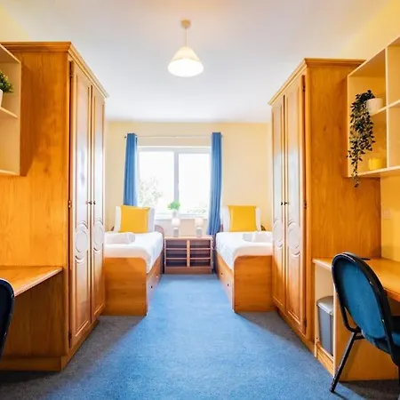 Apartment Spacious 3-bedroom With Free Parking Galway